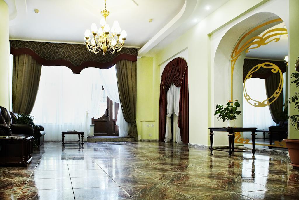 แอสโตเรีย โฮเต็ล Hotel นิปโปร ภายนอก รูปภาพ